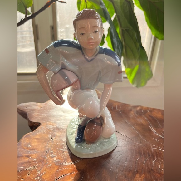 Lladro Accents Lladro 67 Rare American Football Player Poshmark